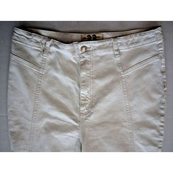 We The Free x FP OB1347765 Women's Sz 33 Ivory Just Float On Flare Jeans - Picture 4 of 9